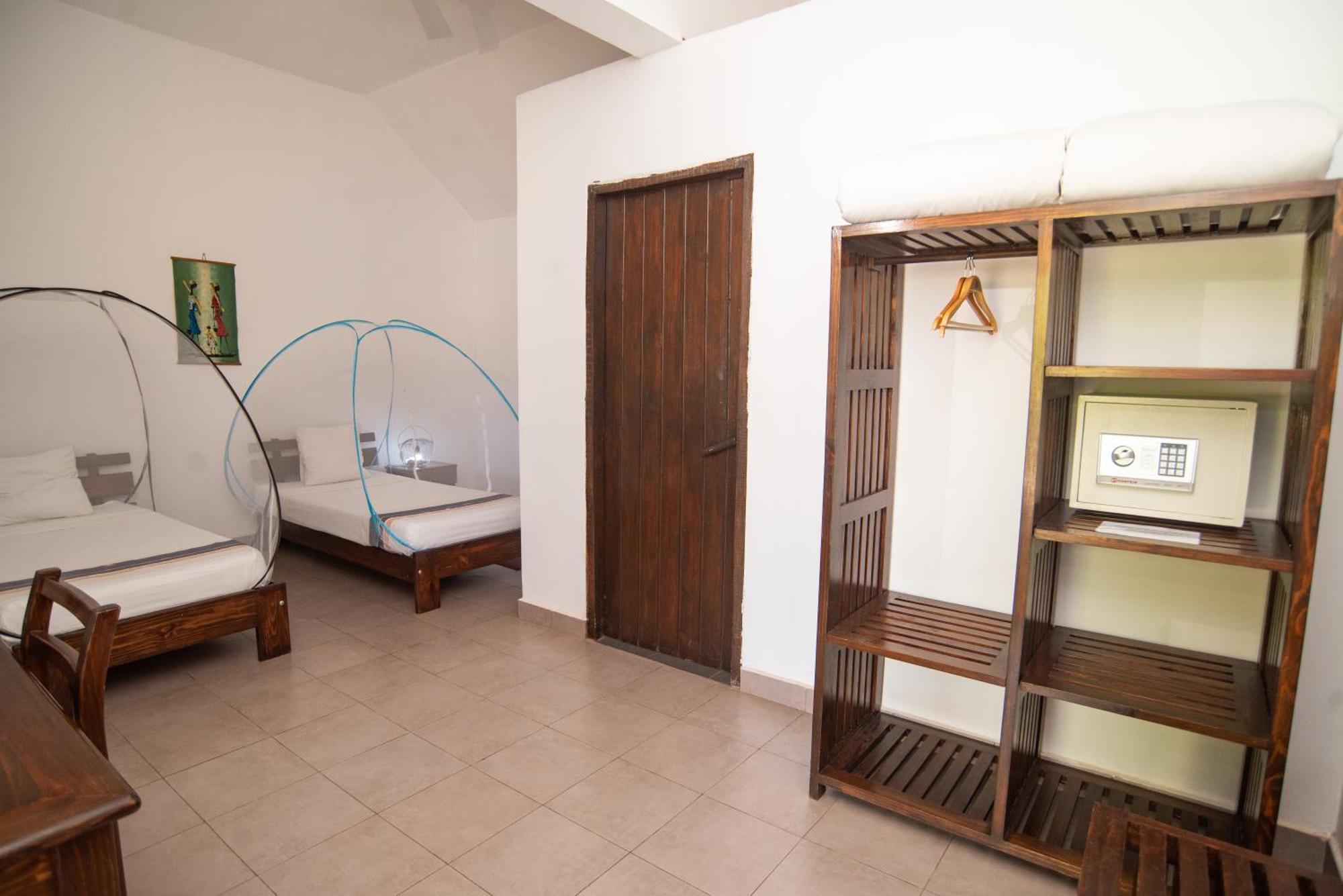 Hotel H1 Isalo Ranohira Номер фото