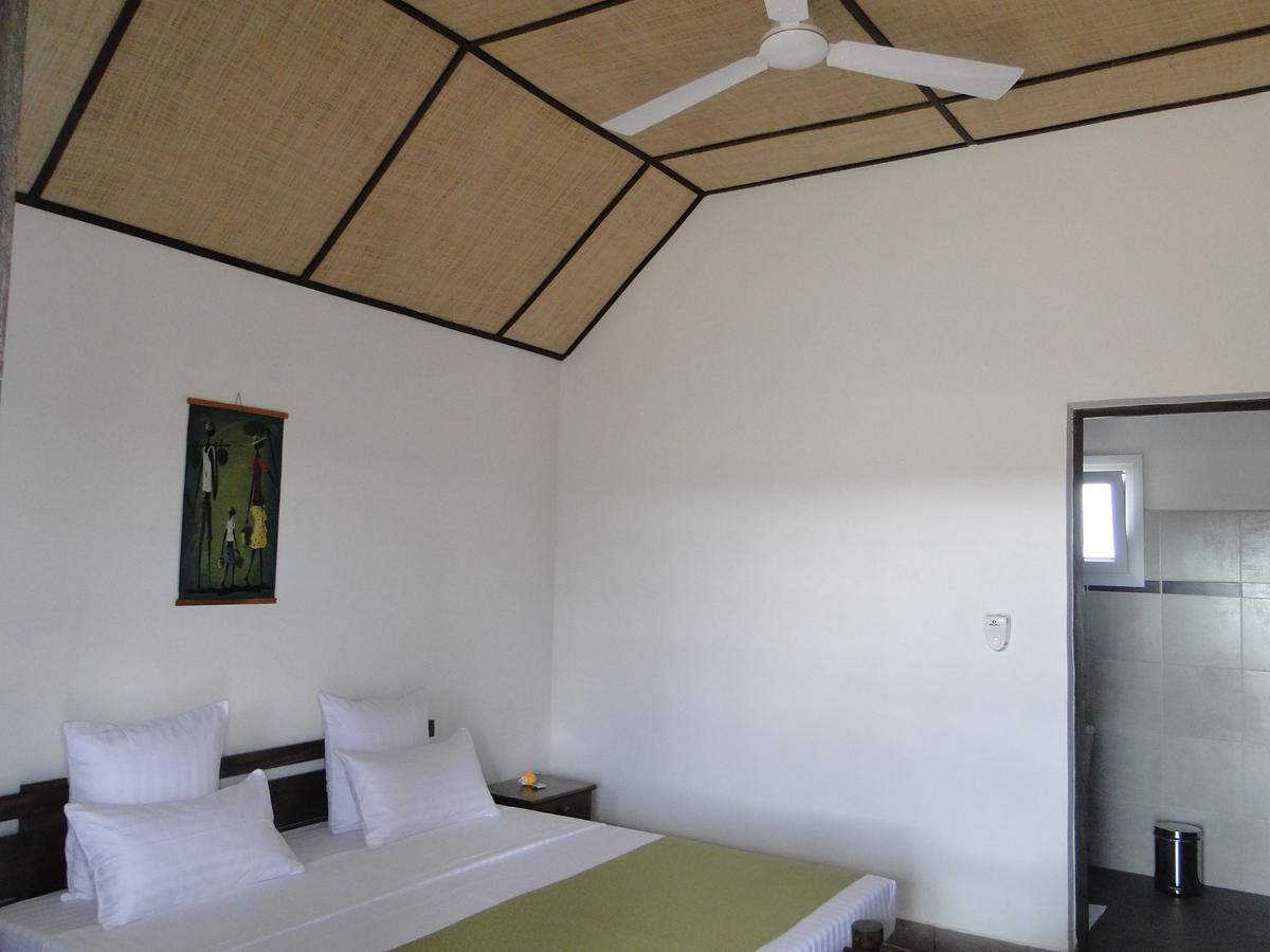 Hotel H1 Isalo Ranohira Экстерьер фото