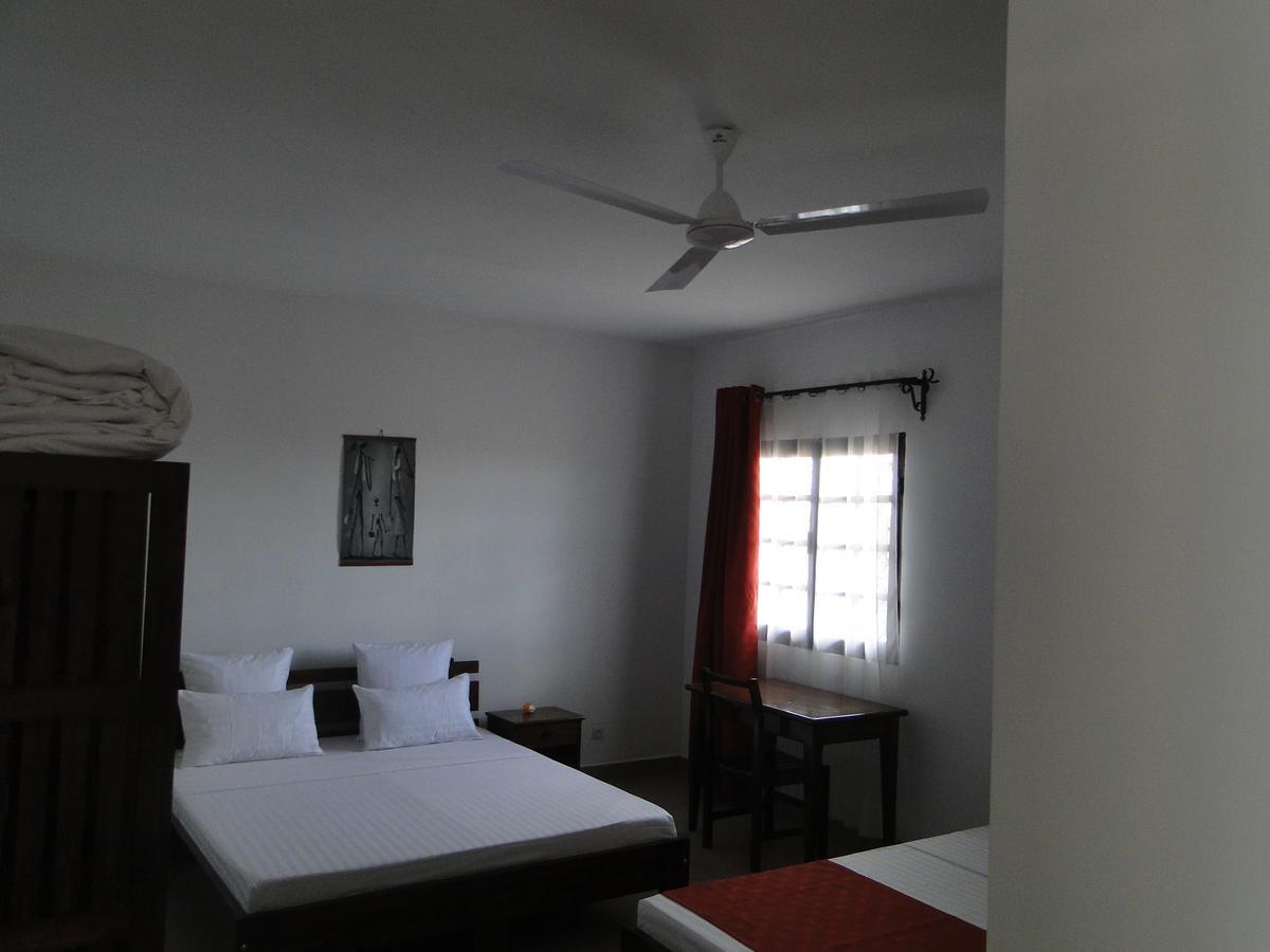 Hotel H1 Isalo Ranohira Экстерьер фото